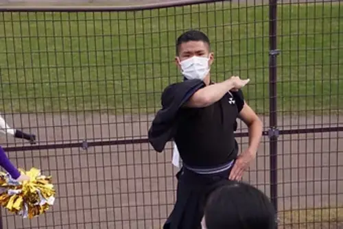 戦いの野に
